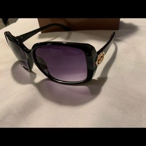 Women’s Authentic Gucci Sunglasses